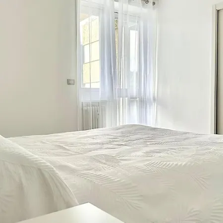Luxury Apartment With View Como Exterior photo